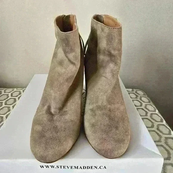 STEVE MADDEN CINDY suede  booties - Picture 2 of 9